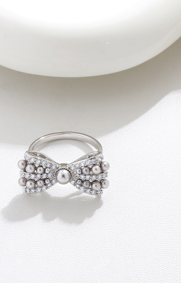 MIDNIGHT PEARL BOW RING