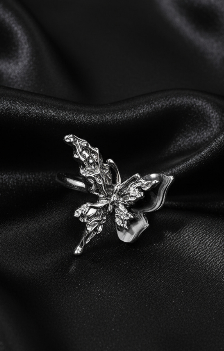 MOLTEN SHADOW BUTTERFLY RING