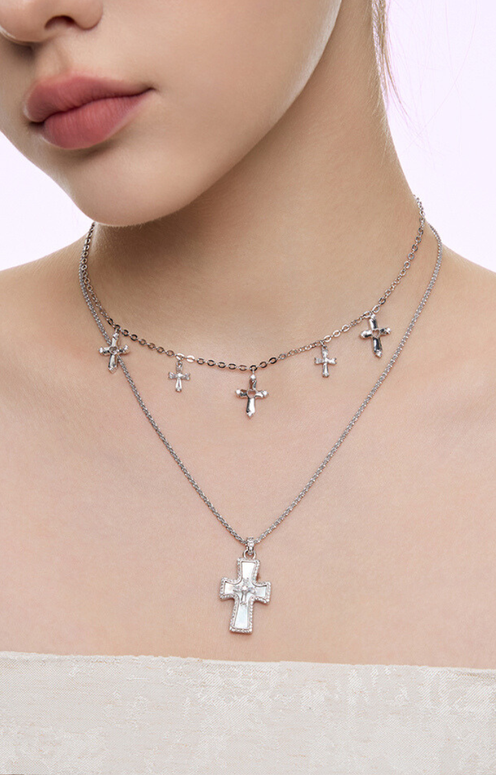 SERAPHIMS BITE NECKLACE SET
