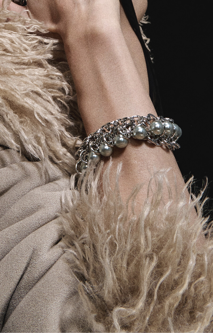 SOFT THREAT PEARL CHAIN BRACELET