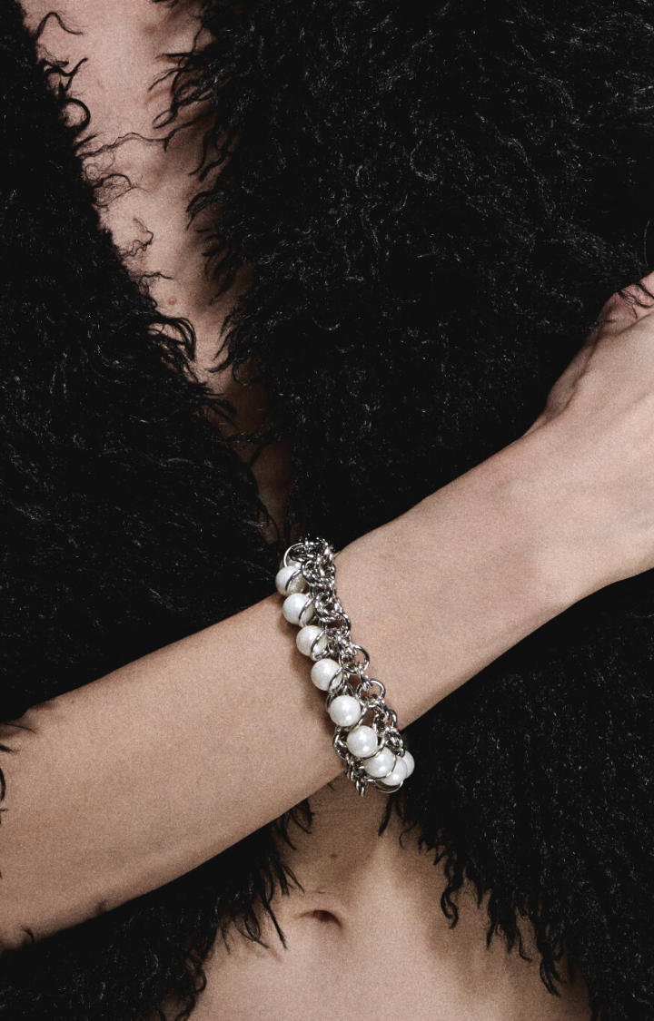 SOFT THREAT PEARL CHAIN BRACELET