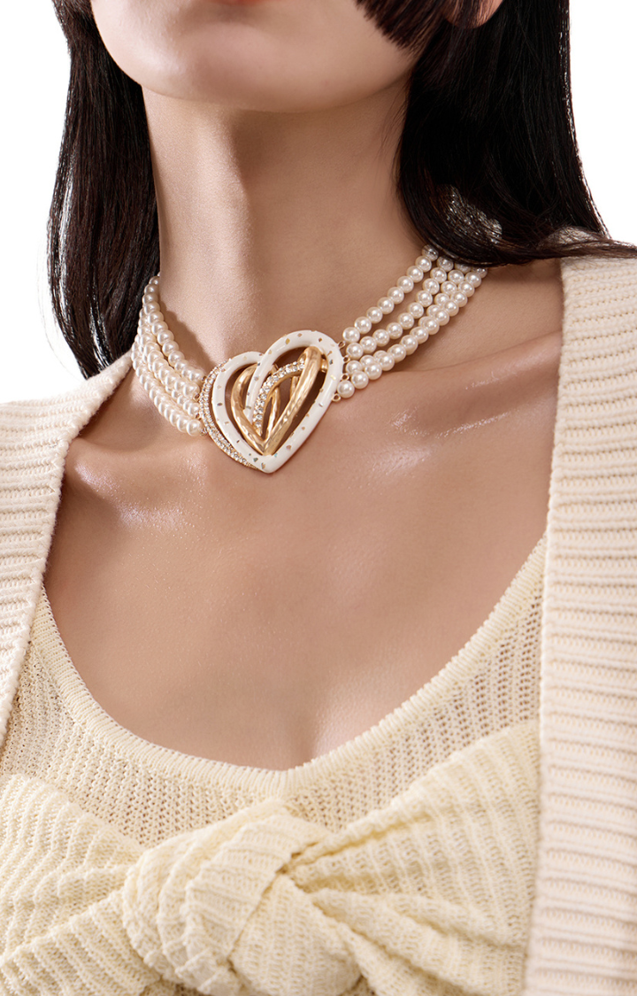 LOCKED IN PEARLS MULTI-LAYER HEART CHOKER