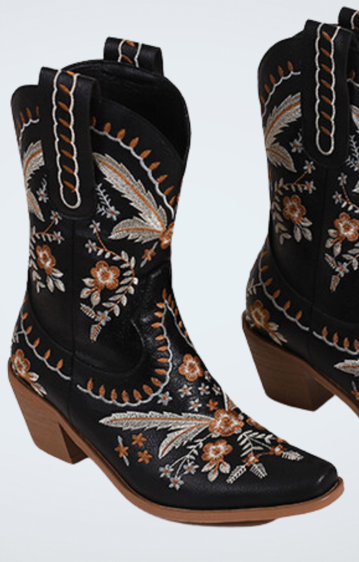 SADDLE BLOOM BOOTS - MIDNIGHT BLACK FLORAL