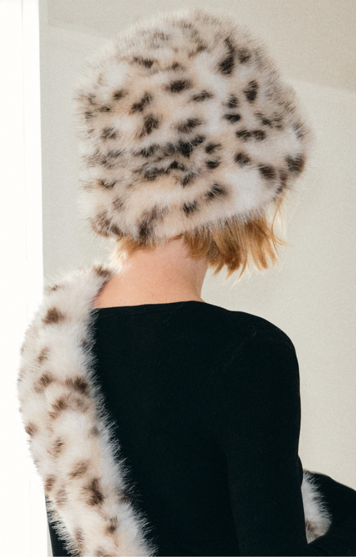 LEOPARD MUSE FAUX FUR BUCKET HAT