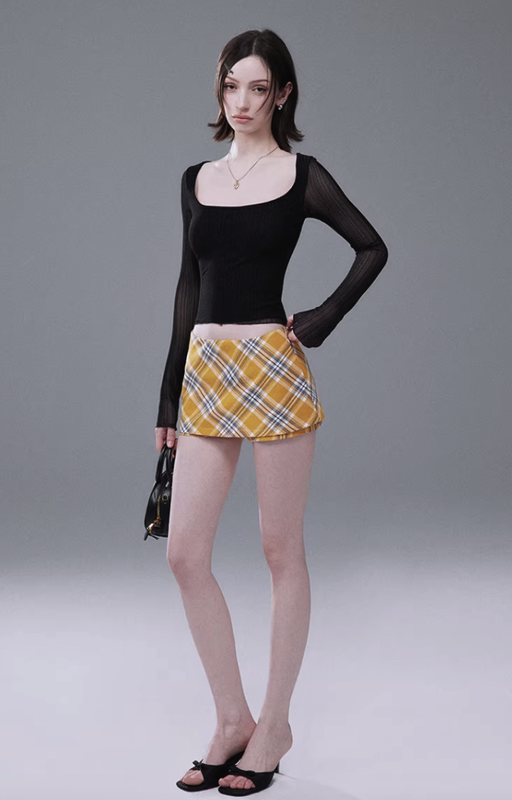 PRIMAL TEASE PLAID MICRO SKORT