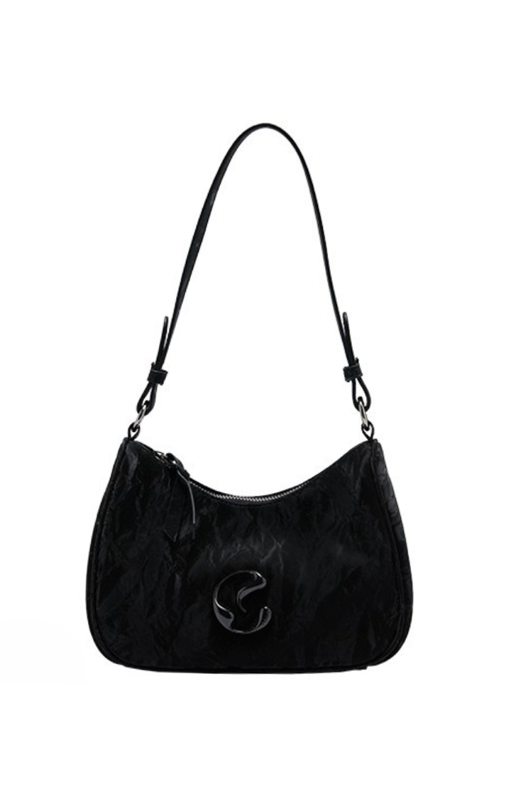 LUXE CURVE BAGUETTE BAG IN BLACK ONYX
