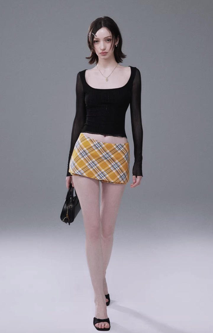BACKSTAB SHEER SECOND-SKIN TOP