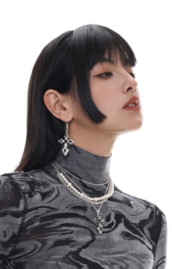 AINT TEARS CROSS NECKLACE – CURSED NIGHT