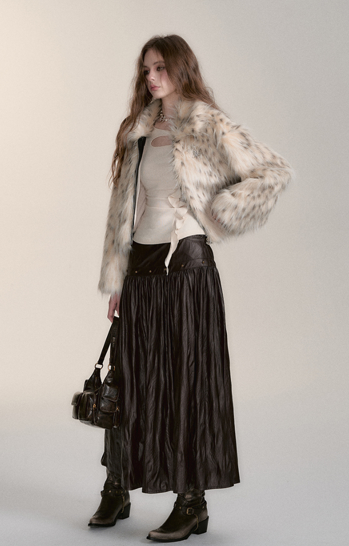 WILD WHISPERS FAUX FUR JACKET IN SPOTTED CREAM