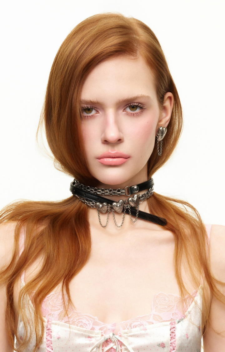 RELIC HEART COLLAR BODY CHAIN