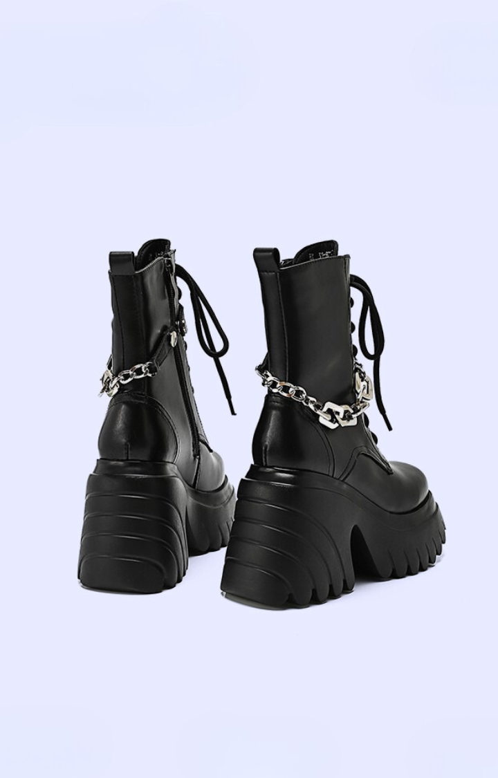 CHAIN REACTION PLATFORM BOOTS - RIOT GRRRL