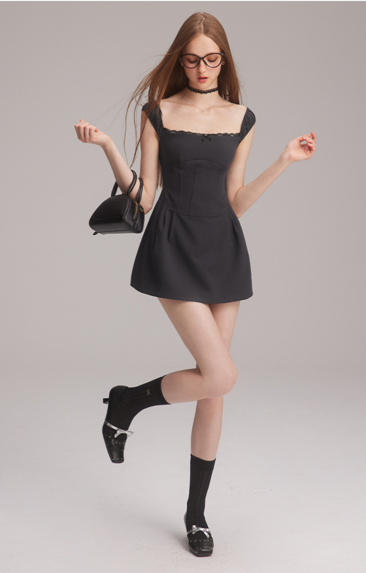 BRAT BABE POP-SQUARE MINI DRESS IN NIGHTFALL GRAY