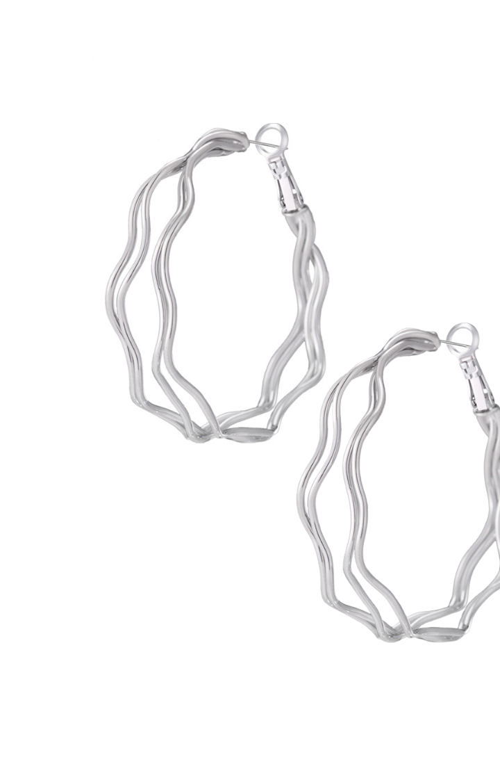 SILENT RIPPLE C-HOOP EARRINGS