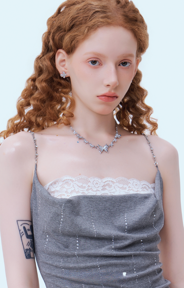 PEARLCORE BUTTERFLY NECKLACE