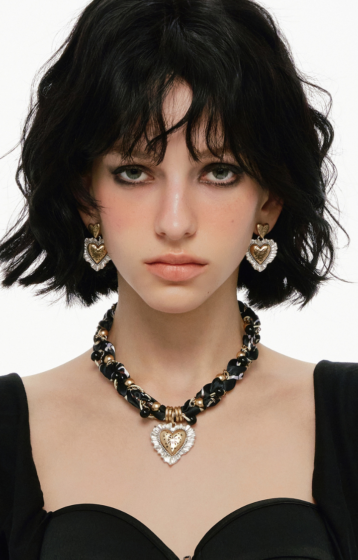 FIREWORKS HEART SILK SCARF CHOKER