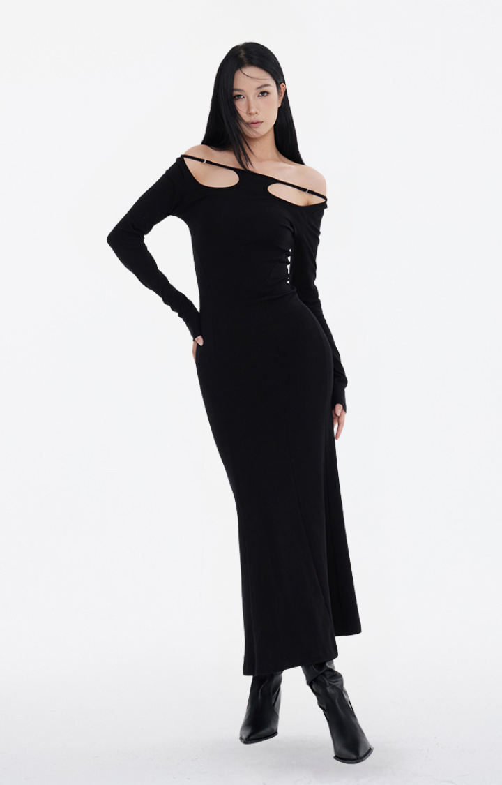 MIDNIGHT CUTOUT SIREN KNIT MAXI DRESS