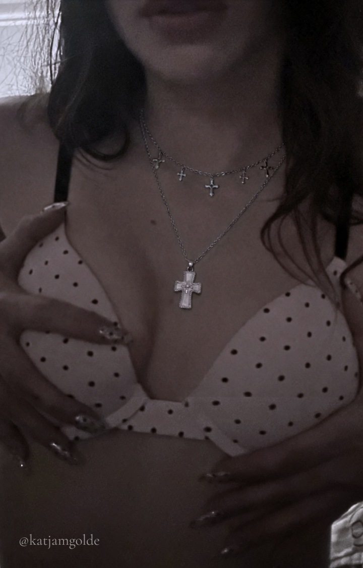 SERAPHIMS BITE NECKLACE SET
