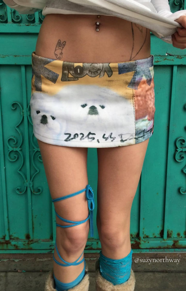 GRAFFITI CHAOS MINI SKIRT