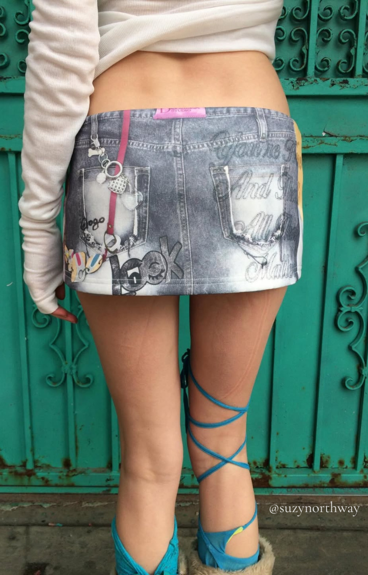 GRAFFITI CHAOS MINI SKIRT