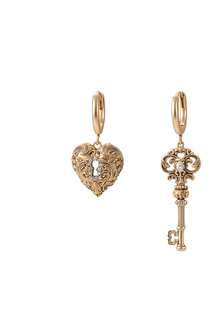 LOCKED HEART ASYMMETRIC EARRINGS