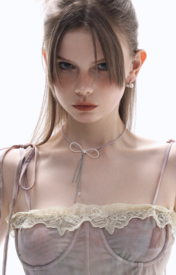 VELVET BETRAYAL BOW CHAIN NECKLACE