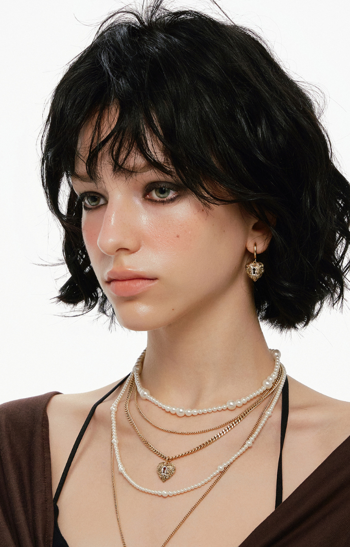 LOCKED HEART ASYMMETRIC EARRINGS