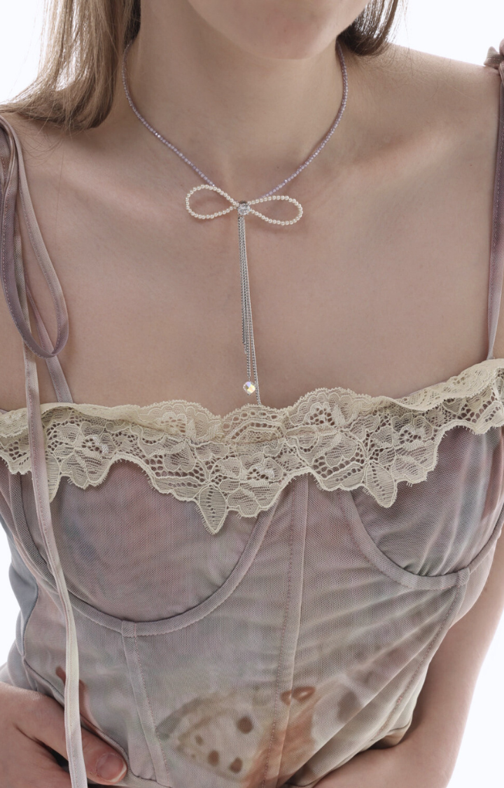 VELVET BETRAYAL BOW CHAIN NECKLACE