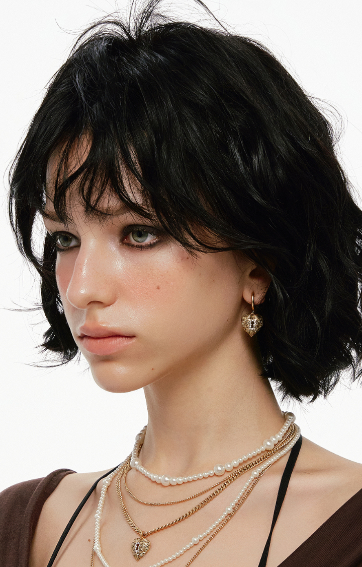 LOCKED HEART ASYMMETRIC EARRINGS