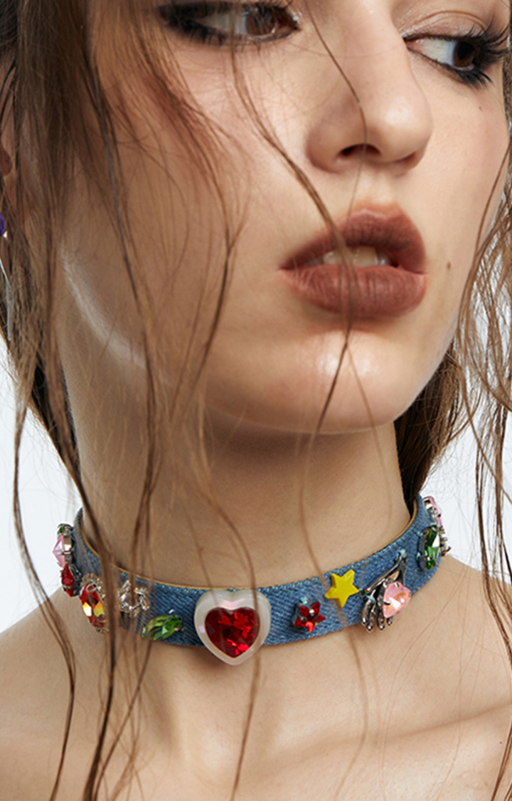DOPAMINE BLUE DENIM HEART GEM CHOKER