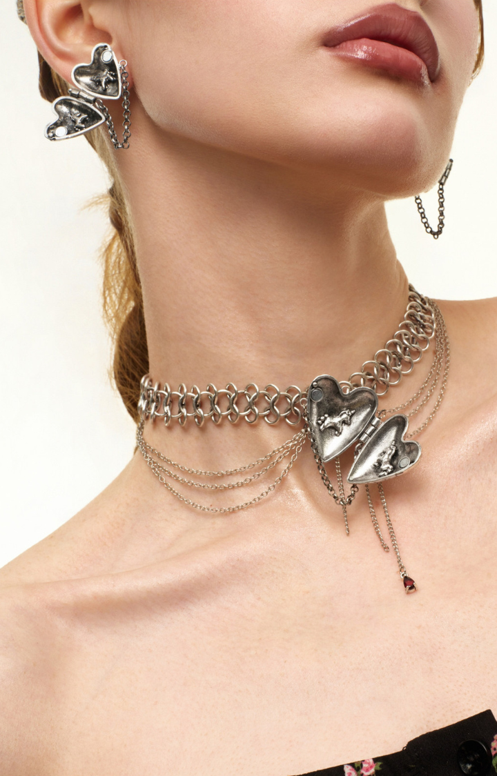 SAINTED LOCKET CHAIN CHOKER