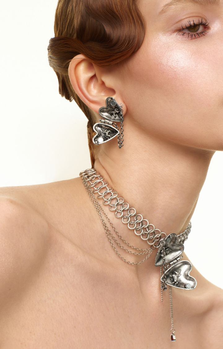 SAINTED LOCKET CHAIN CHOKER