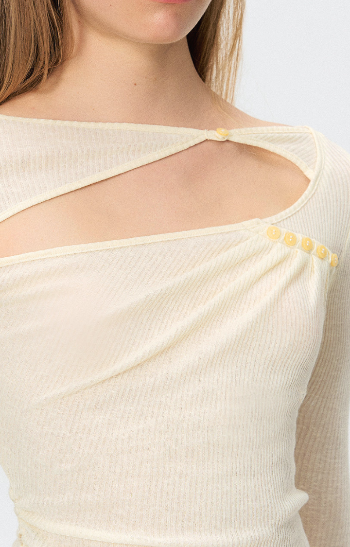 BUTTER VEIL CUTOUT LONG SLEEVE TOP