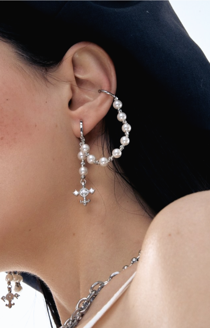 IRIS CHAIN PEARL EARRINGS