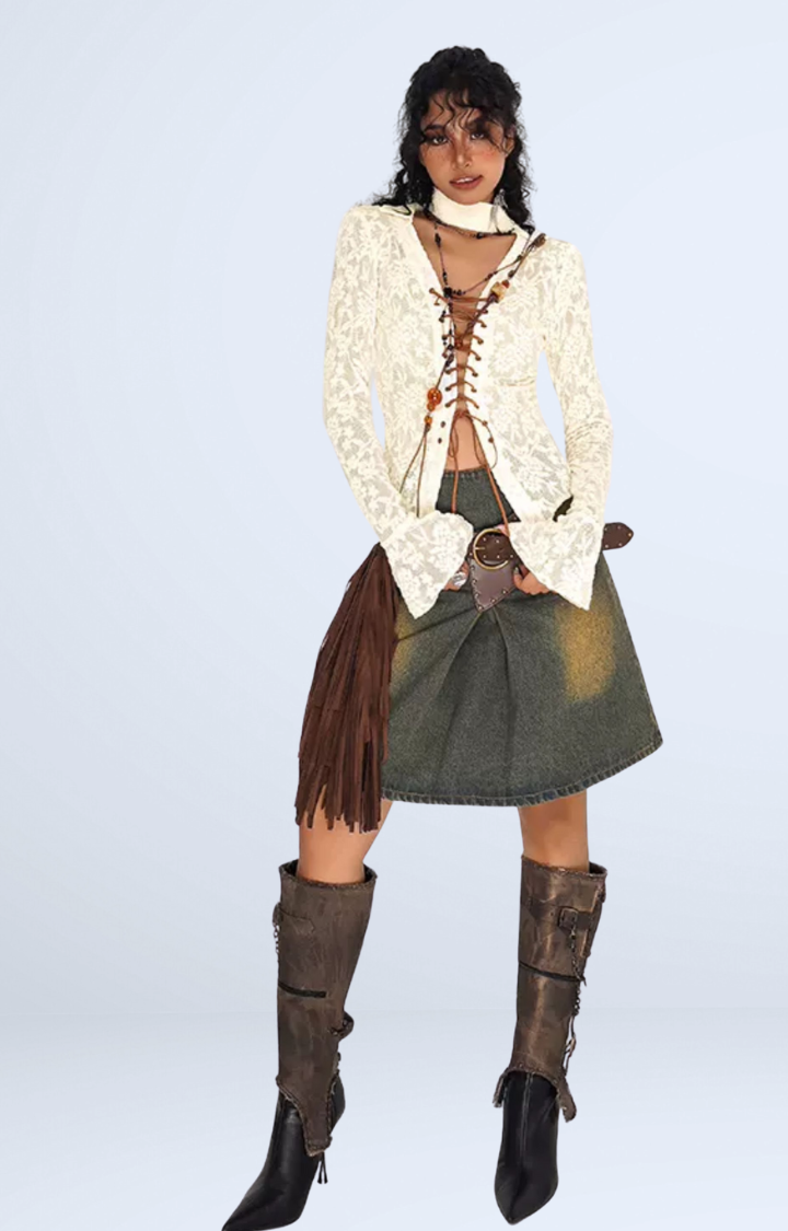 VELVET RUIN LACE-UP GOTHIC BLOUSE IN OFF-WHITE