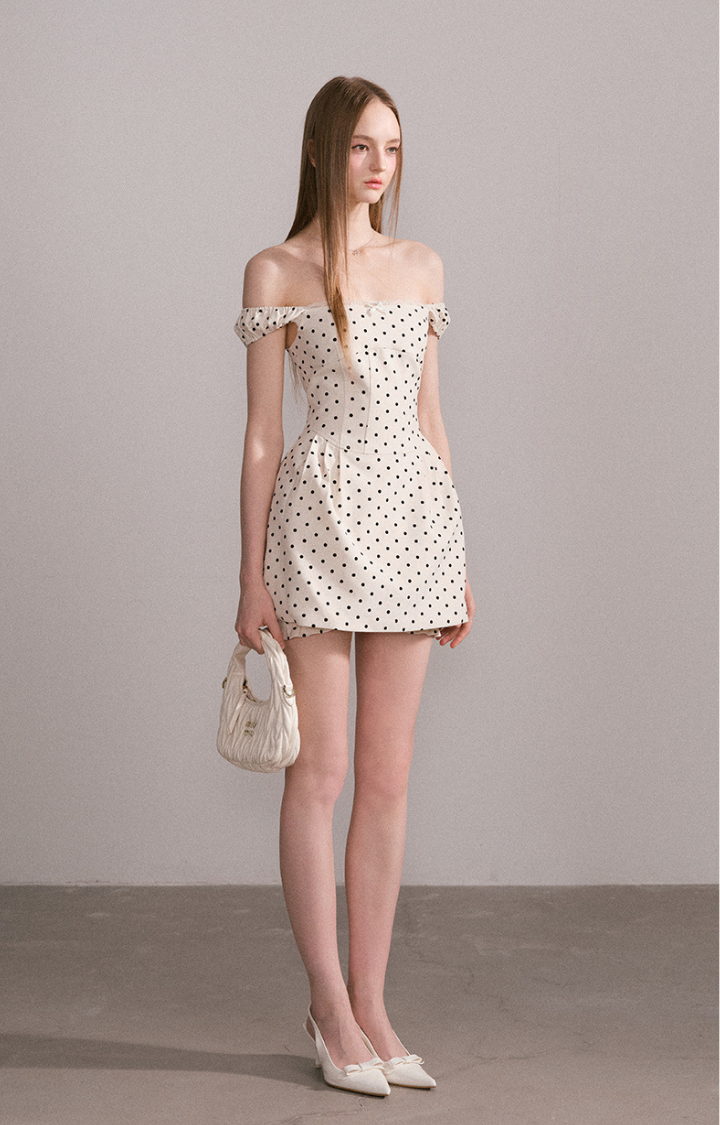 BRAT BABE POP-SQUARE MINI DRESS IN SUGAR POLKA DOT