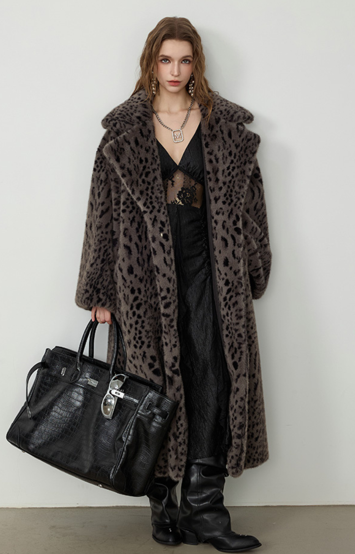 WILD GRACE LEOPARD FAUX FUR MAXI COAT IN GRAY LEOPARD