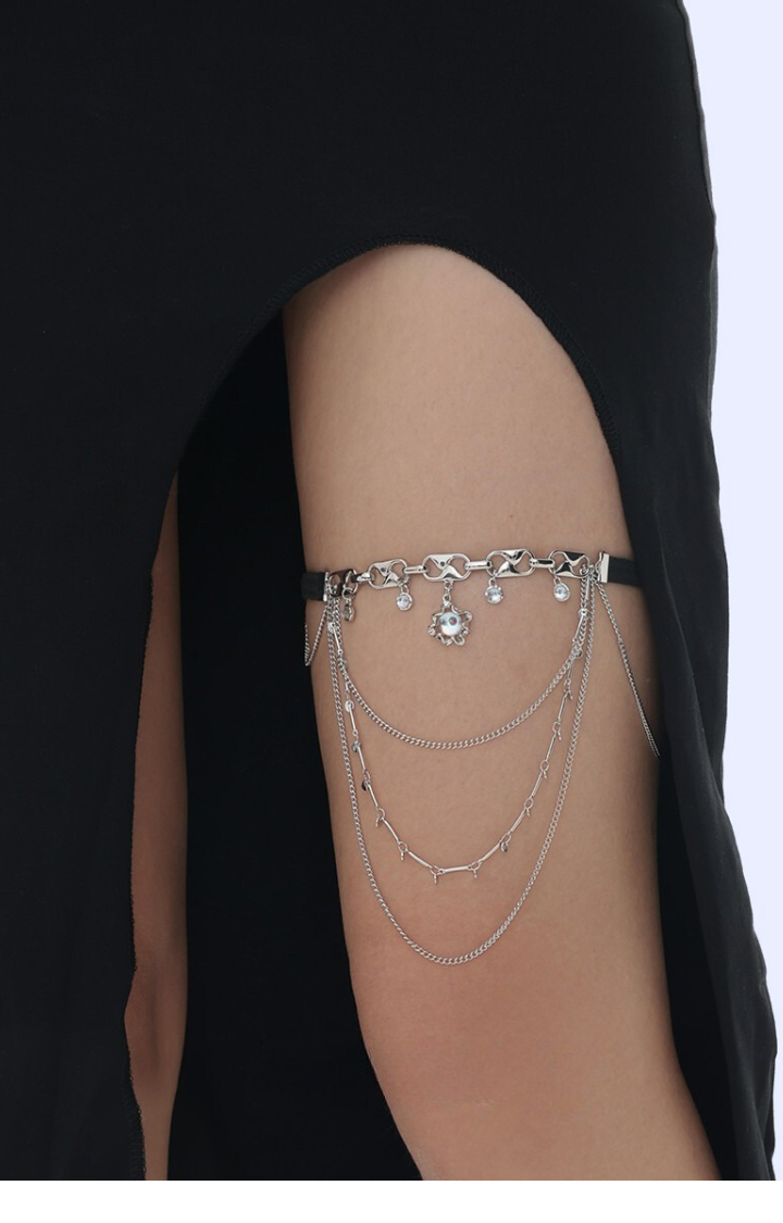 TROUBLEMAKER THIGH CHAIN