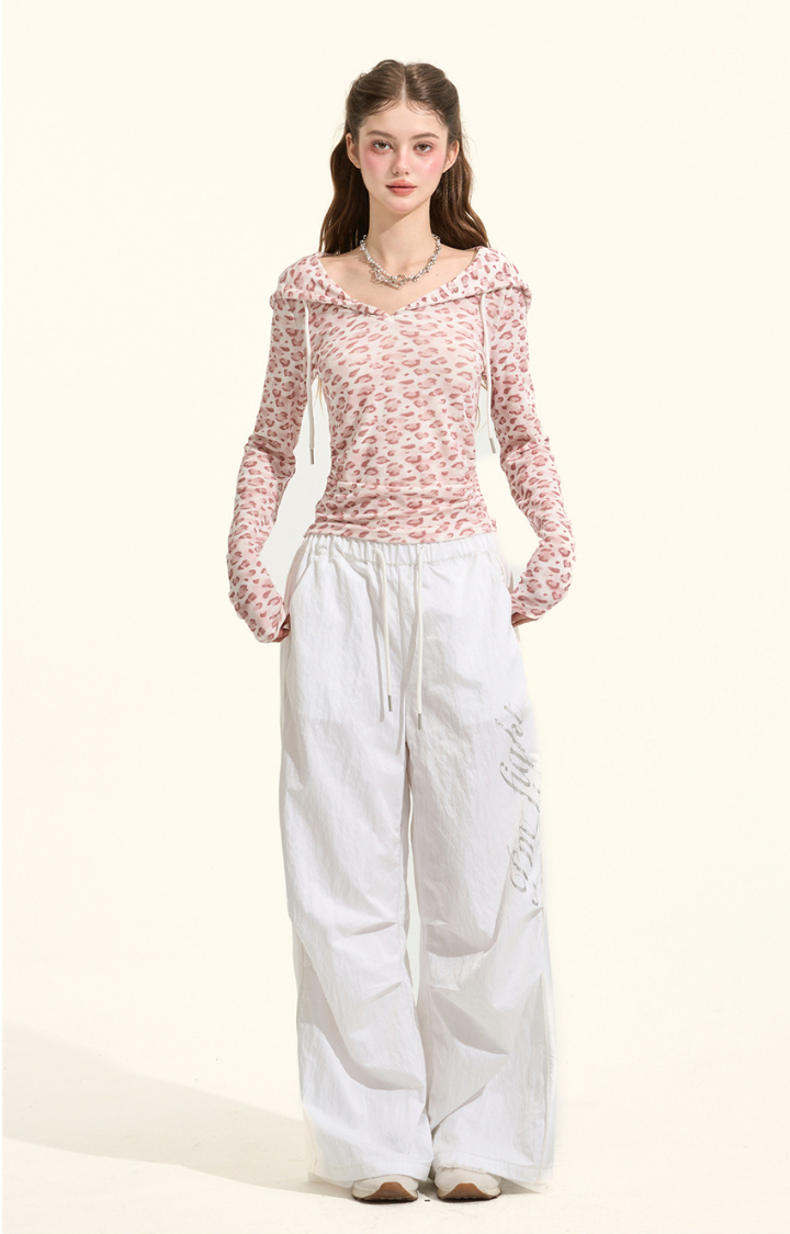 PINK WILD-HEART LEOPARD CROPPED TOP