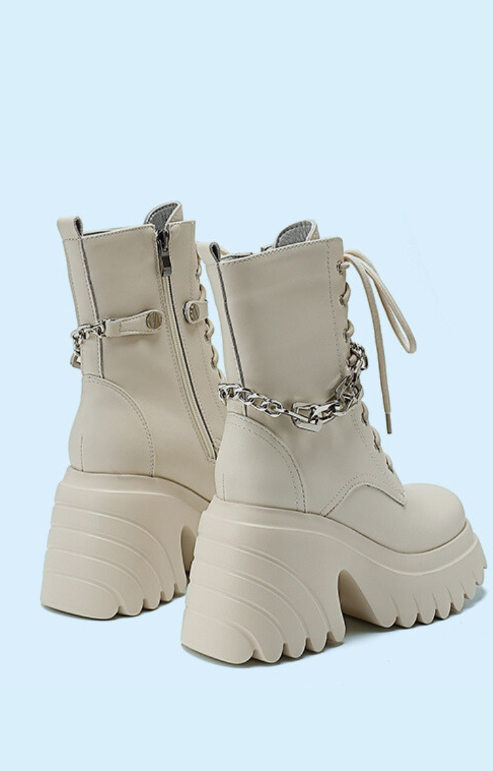 CHAIN REACTION PLATFORM BOOTS - MOONMILK WHITE