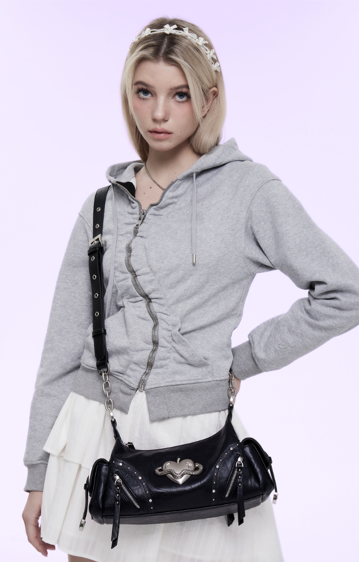 SERPENT HEART APPLE SHOULDER BAG IN BLACK VENOM