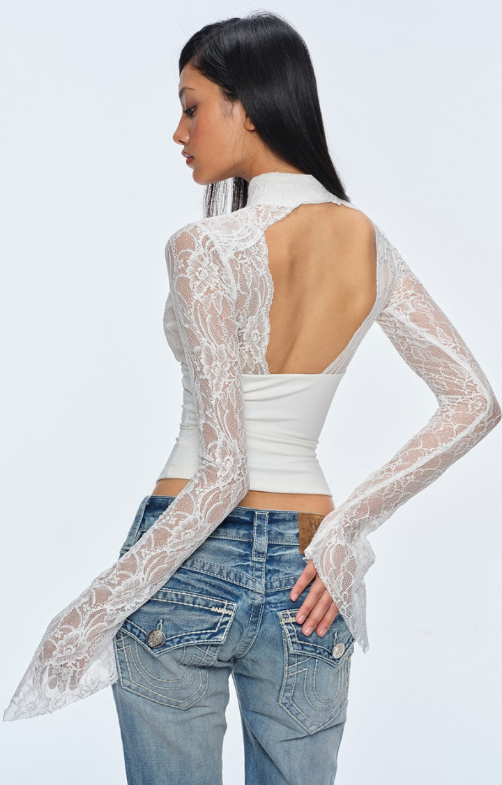 HALO RELIC LACE KEYHOLE TOP