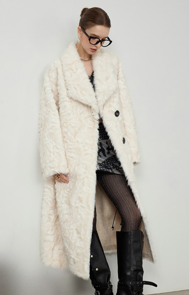 LUNA VEIL FAUX FOX LONG COAT IN CLOUD IVORY
