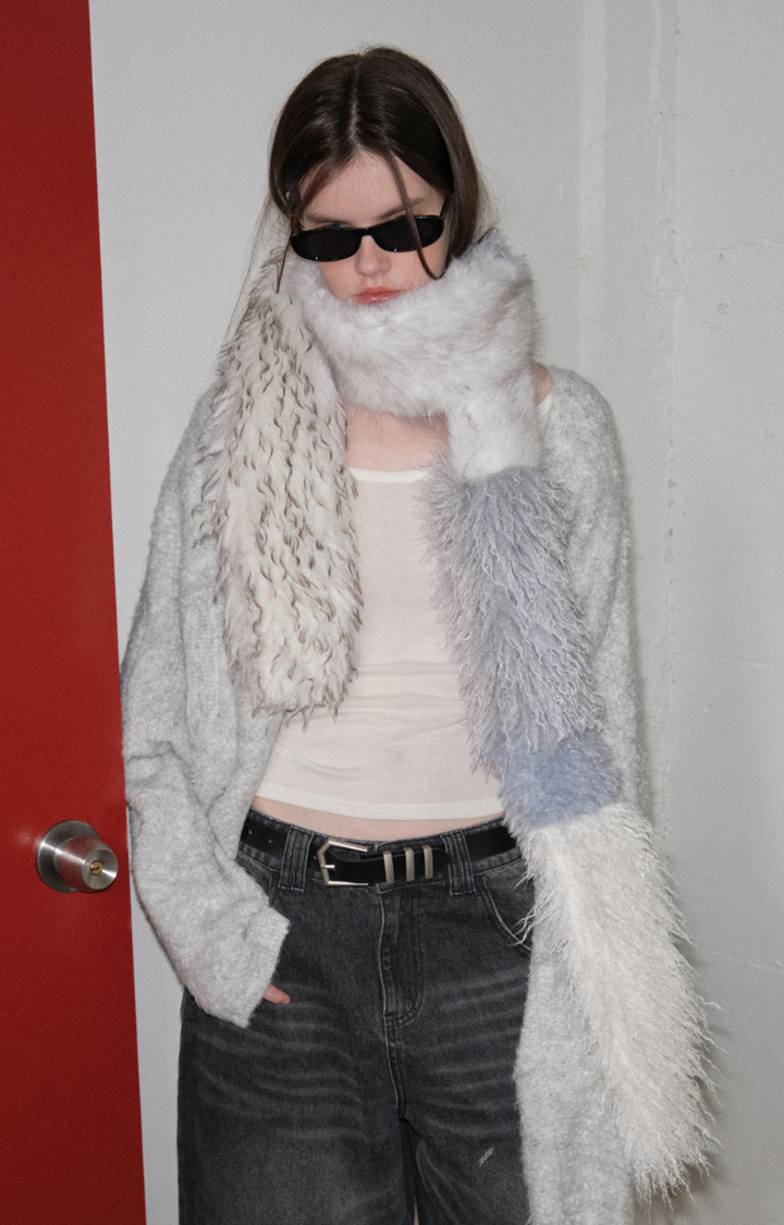 FROSTBOUND DUAL-TONE FAUX FUR SCARF IN ICE BLUE MIX