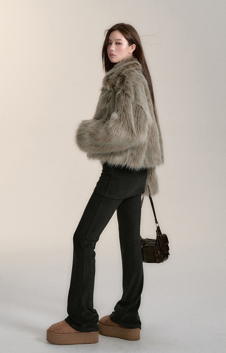 WILD WHISPERS FAUX FUR JACKET IN ASH MOSS