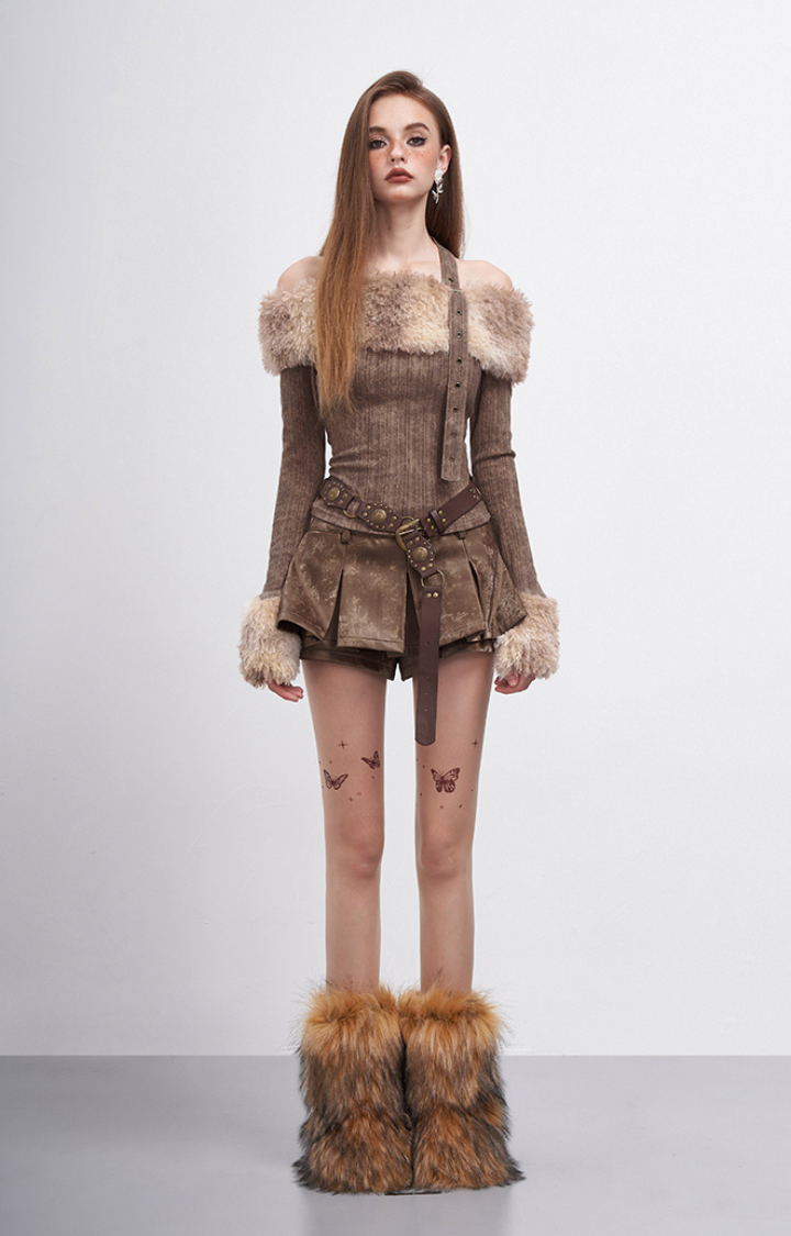 WILD EMBER FUR-TRIM HALTER CORSET TOP