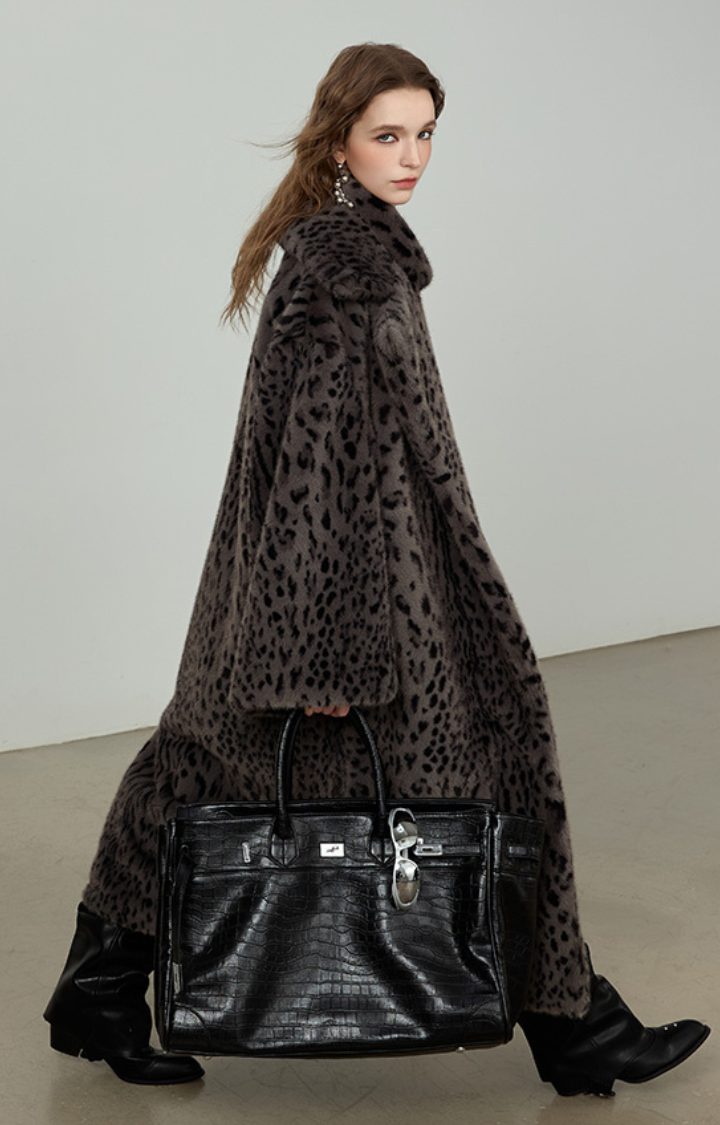 WILD GRACE LEOPARD FAUX FUR MAXI COAT IN GRAY LEOPARD