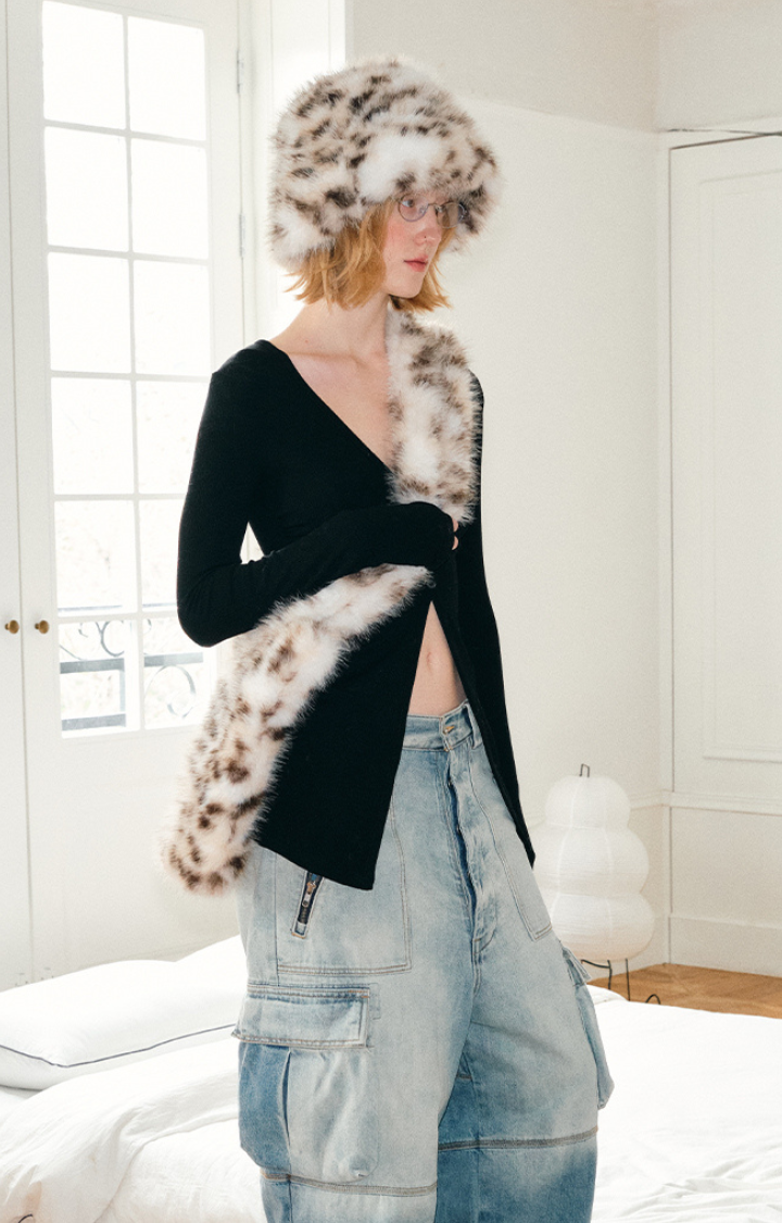 SNOW LEOPARD FAUX FUR SHOULDER BAG