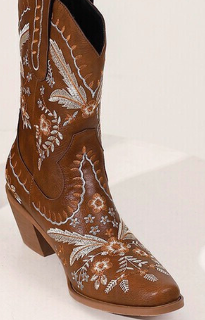 SADDLE BLOOM BOOTS - CINNAMON DUST