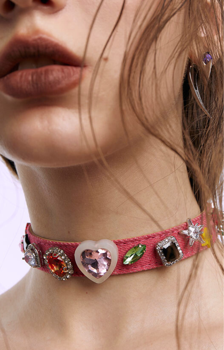 DOPAMINE PINK DENIM HEART GEM CHOKER