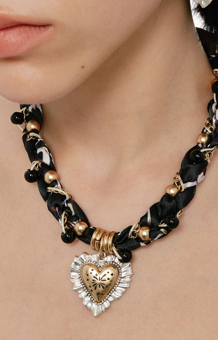 FIREWORKS HEART SILK SCARF CHOKER